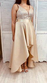 Abito con Gonna Asimmetrica