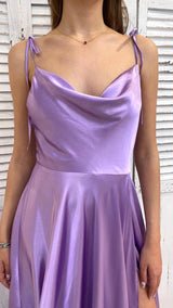 Abito in Raso con Spacco by Via Montenapolene