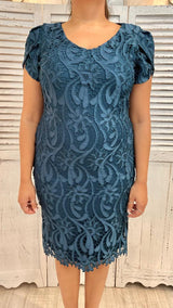 Tubino in Pizzo Curvy by Frank Lyman