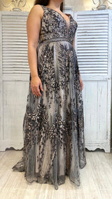 Abito Curvy Ricamato by Via Montenapoleone