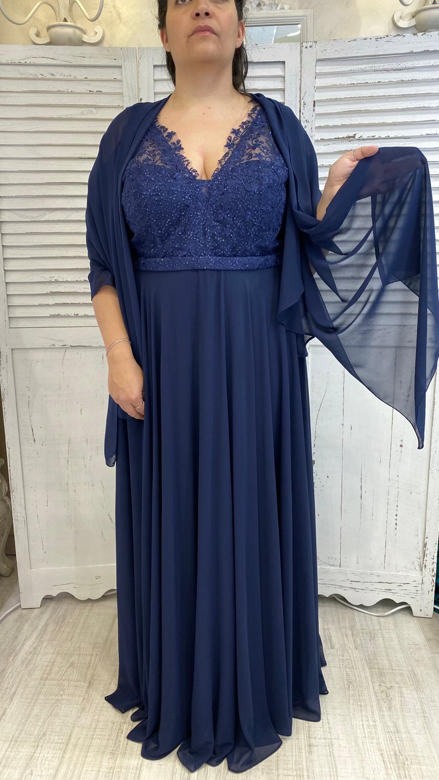 Abito Curvy Corpetto Pizzo Spalla Fuori by Solo Gioie – Nanà