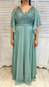 Abito Curvy Corpetto Pizzo Spalla Fuori by Solo Gioie