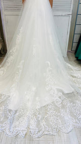 Abito Gonna Tulle Ricamato by ViaMontenapoleone