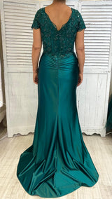 Abito Curvy Sirena Ricami by Via Montenapoleone