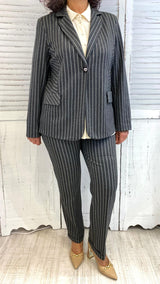 Tailleur gessato by Corte Dei Gonzaga