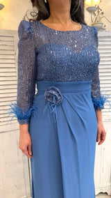 Abito Ricami e Piume