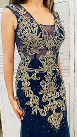 Abito a Sirena Ornato da Ricami