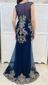 Abito a Sirena Ornato da Ricami