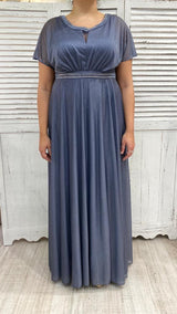 Abito Curvy con Girocollo di Perle by Stravaganze