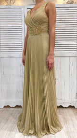 ABITO ORO CON GONNA PLISSETTATA