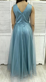 Abito in Tulle con Ricamo in Vita by Stravaganze