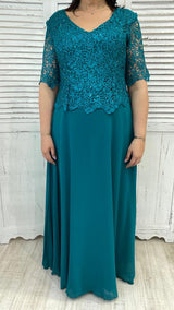 Abito Curvy Lungo Con Corpetto Ricamato by Stravaganze