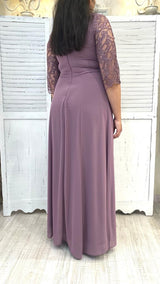 Abito Curvy con Corpetto in Pizzo by Stravaganze