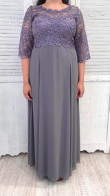 Abito Curvy Corpetto in Pizzo by Stravaganze