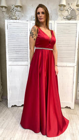 Abito Princess in Raso Rosso by Via Montenapoleone