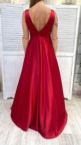 Abito Princess in Raso Rosso by Via Montenapoleone