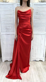 Abito in Raso Rosso by Solo Gioie