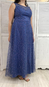 Abito Curvy con Motivo Glitterato