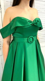 Abito Scollo Omerale e Cintura in Vita by ViaMontenapoleone