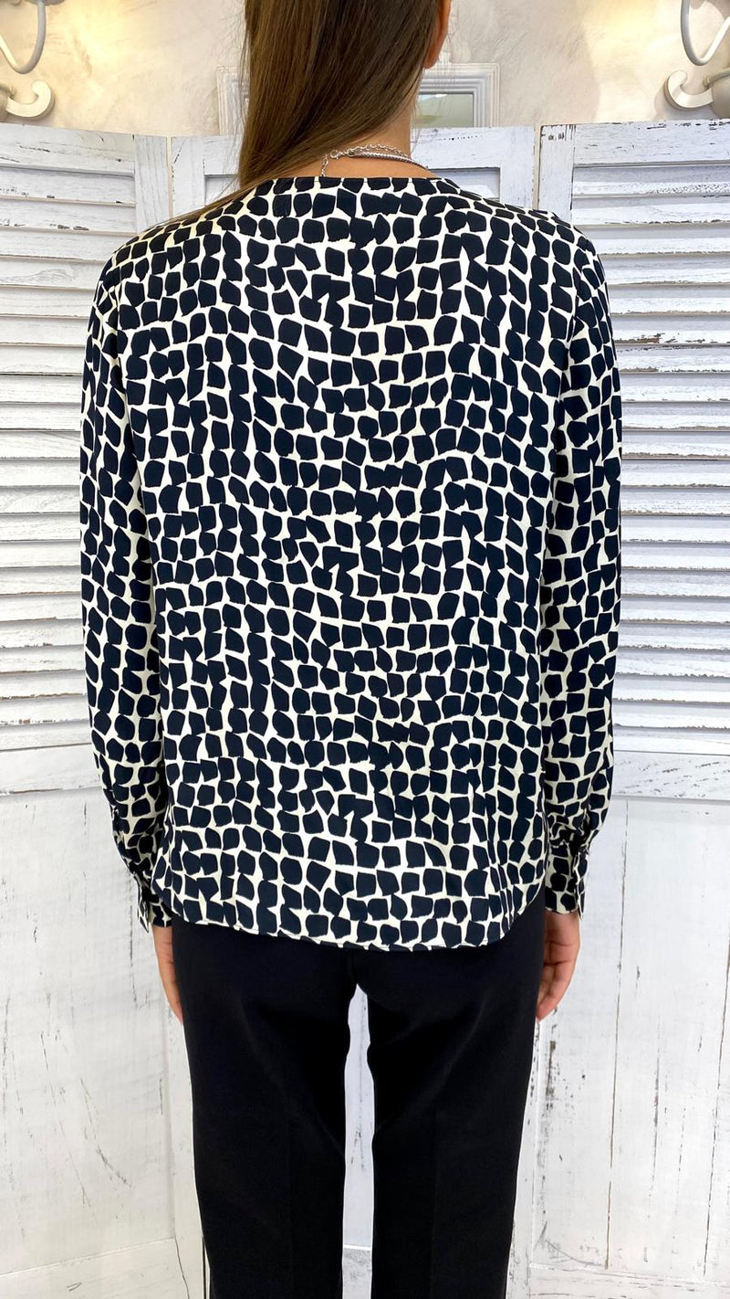 Blusa B&W