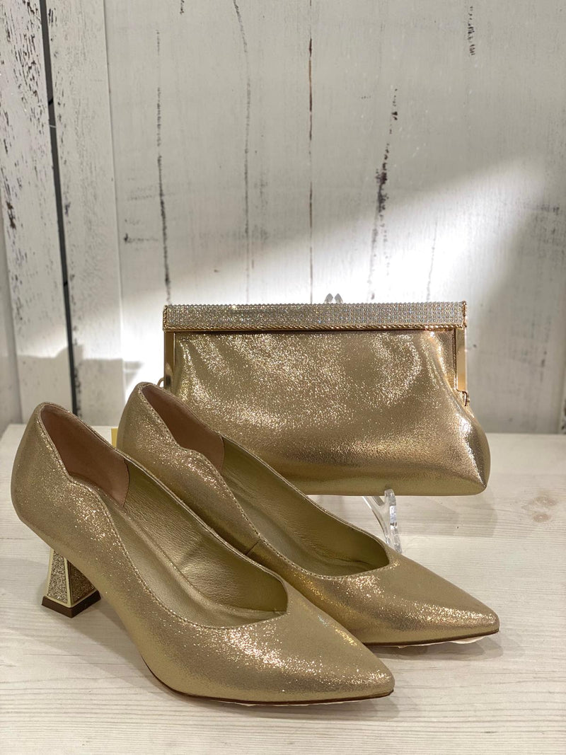 Pochette Clutch by Menbur
