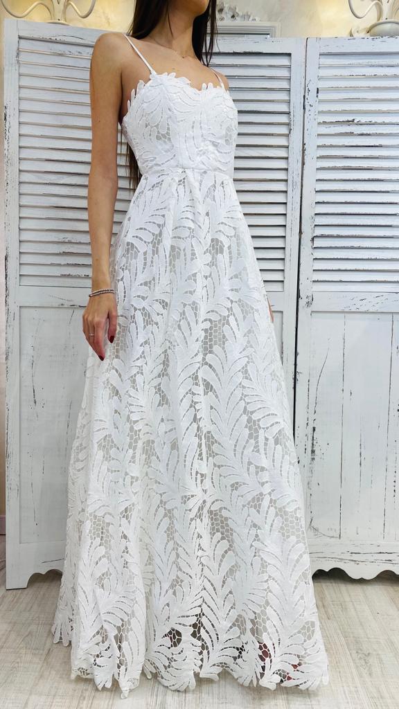 Abito in Pizzo Bianco by ViaMontenapoleone