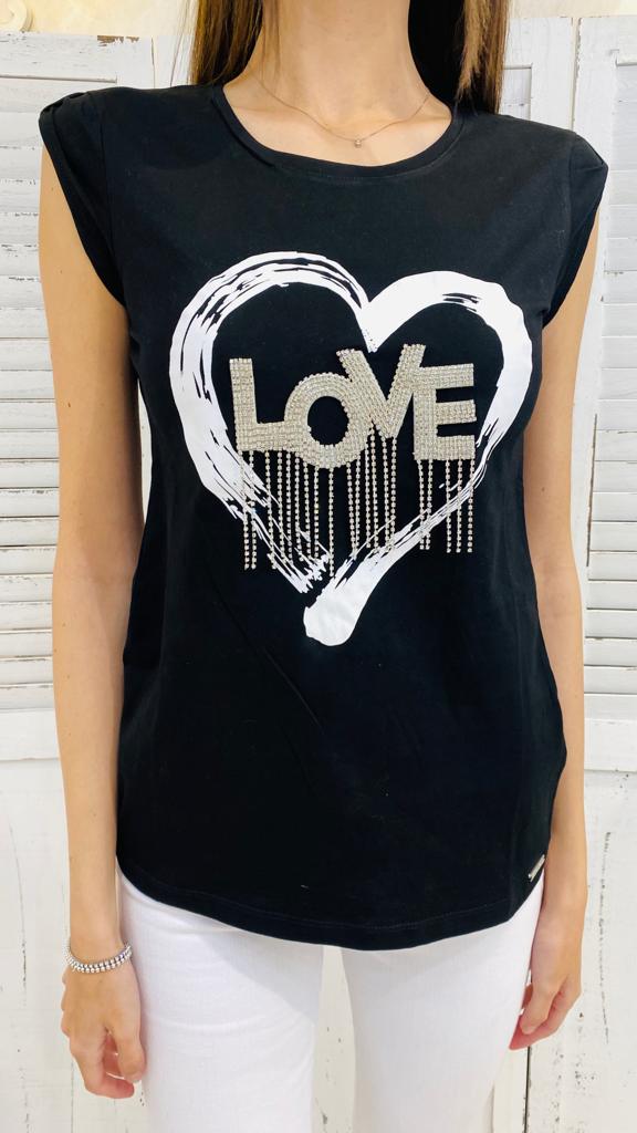 T-Shirt Love by Denny Rose