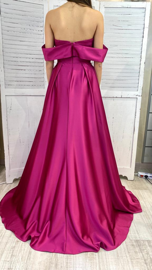 Abito Scollo Omerale e Cintura in Vita by ViaMontenapoleone – Nanà